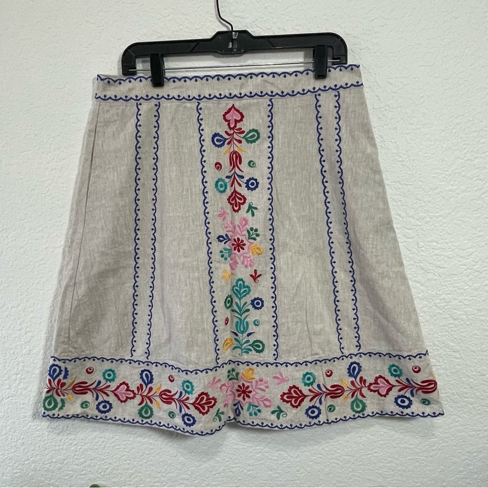 Boden Embroidered Natural Linen-Blend Skirt with Multicolor Floral Trim